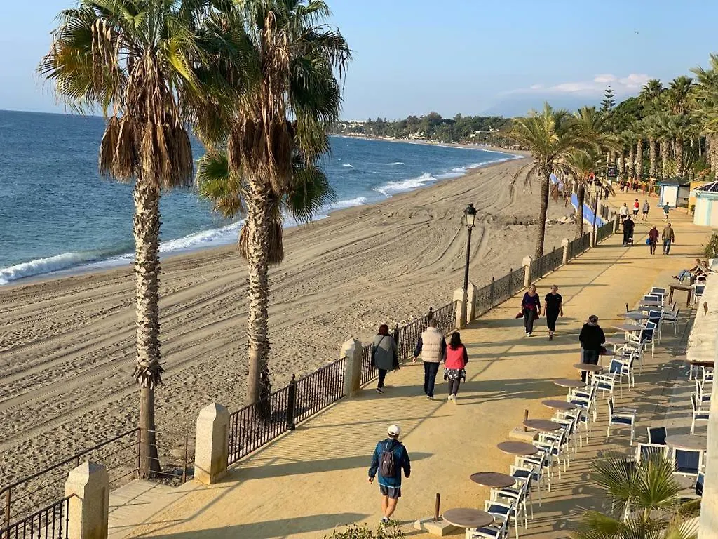 Quiet Place To Stay Marbella Apartment